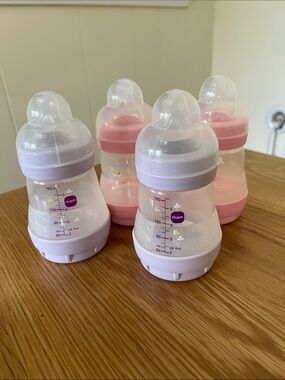 MAM Easy Start Anti-Colic 5 oz Baby Bottles 4-Pack Purple Pink BPA Free